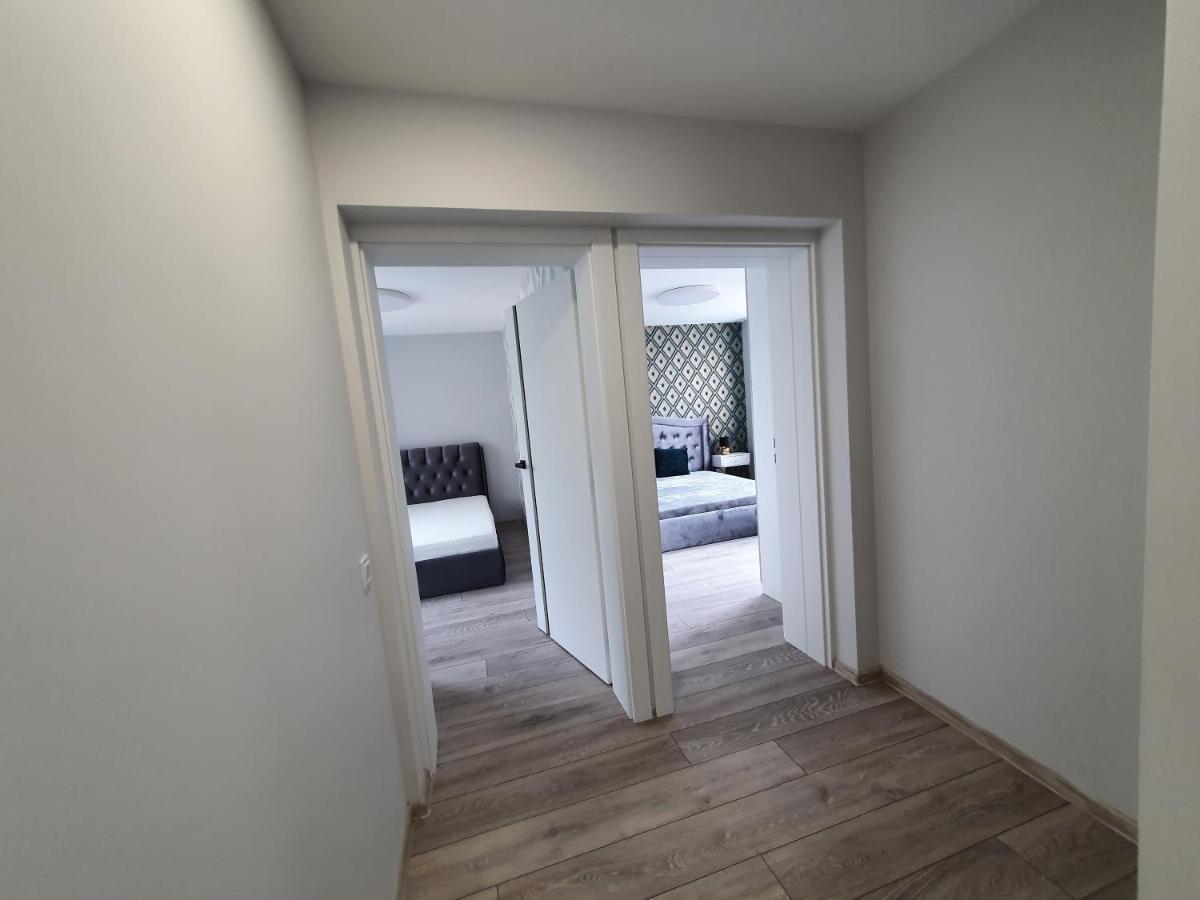 2-Bedrooms Apartment In City Center Siauliai Dış mekan fotoğraf